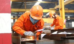 UOB nâng dự báo tăng trưởng Việt Nam lên 7,7%