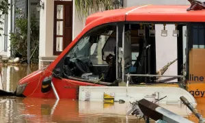 Khu dân cư tan hoang sau khi thuỷ điện xả lũ